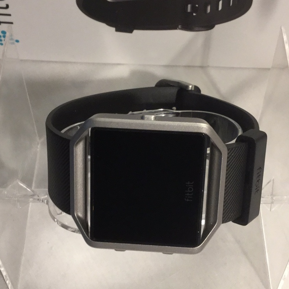Preowned Fitbit Blaze Used Lightly A Couple Times.